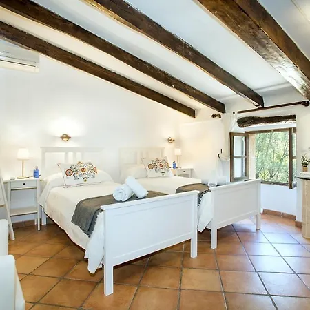 Rafalet Dalt Villa *